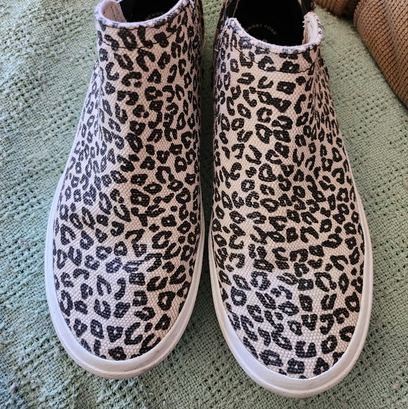 Sperry Leopard Tennis Shoes - Picture 1 of 3